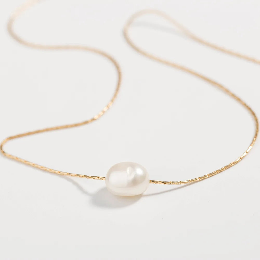שתי שרשראות עדינות עם פנינה - Pearl Elegance
