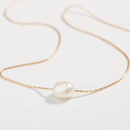 שתי שרשראות עדינות עם פנינה - Pearl Elegance