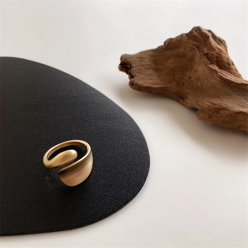 טבעת פתוחה מינימליסטית Minimalist Open Ring