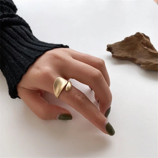 טבעת פתוחה מינימליסטית Minimalist Open Ring